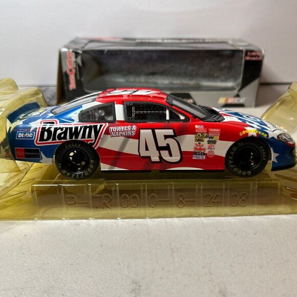 Kyle Petty #45 Georgia Pacific Brawny Die Cast 1:24 Scale Car NASCAR 2003 Dodge - Picture 6 of 12